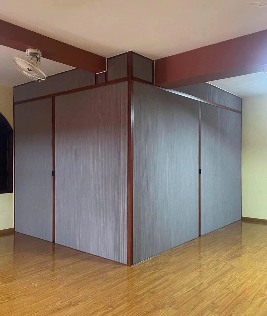 vách ngăn điều hòa
