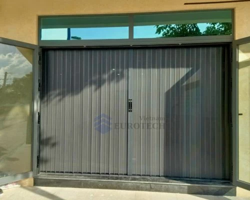 Vách Ngăn Lạnh Lá Nhôm Hoà Phát